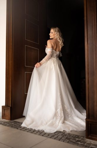 Photo by: Daniel Krzewinski (www.zkumeku.pl)