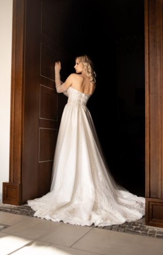 Photo by: Daniel Krzewinski (www.zkumeku.pl)