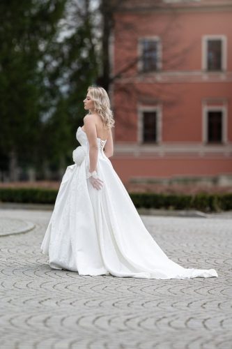 Photo by: Daniel Krzewinski (www.zkumeku.pl)