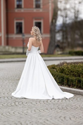 Photo by: Daniel Krzewinski (www.zkumeku.pl)