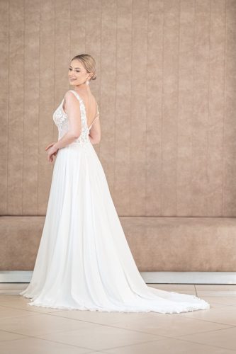 Photo by: Daniel Krzewinski (www.zkumeku.pl)