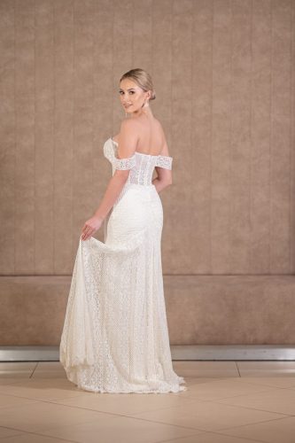 Photo by: Daniel Krzewinski (www.zkumeku.pl)